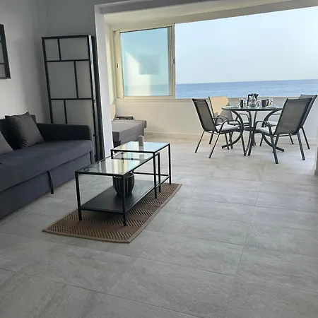 New Beachfront Loft Apartment