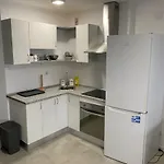 Апартаменти New Beachfront Loft Марбелья