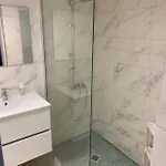 Апартаменти New Beachfront Loft *